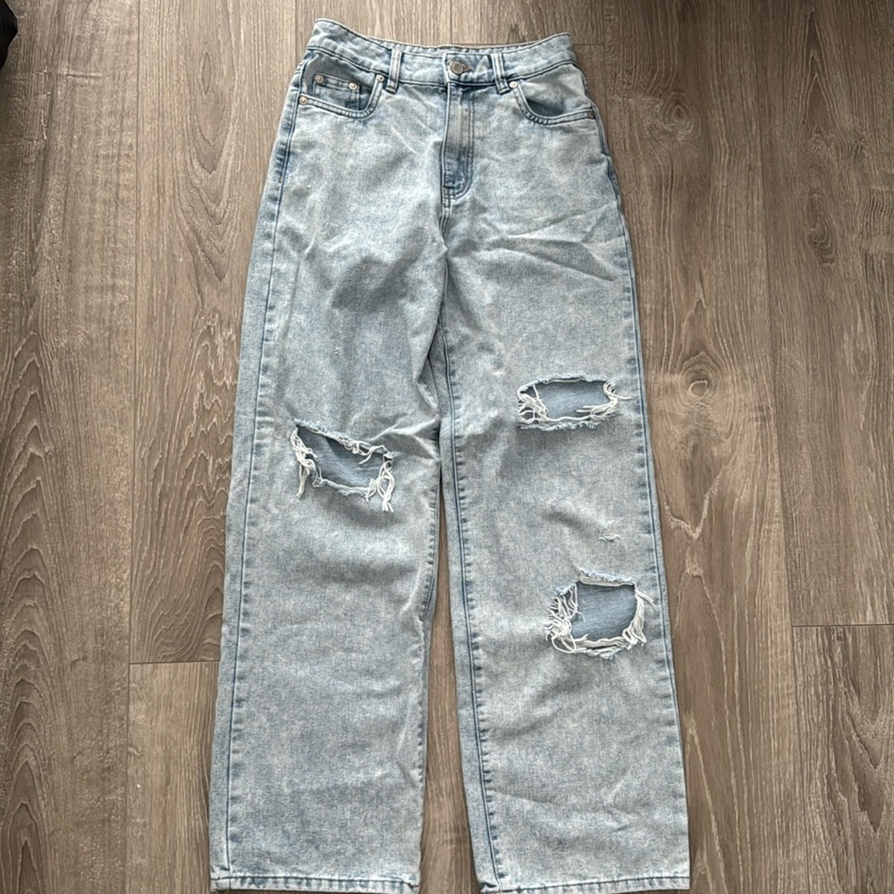 Light Wash Distressed High Rise Wide Leg Jean (NEW)